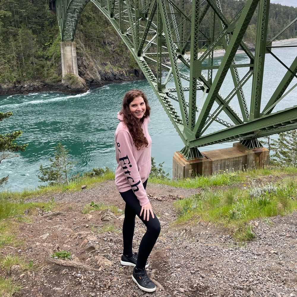 Meet your Posher, Kaitlyn